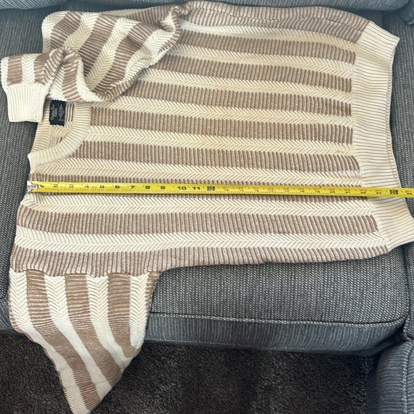 Christian Dior Cable Knit Sweater. Mens size Medium - Picture 11 of 12